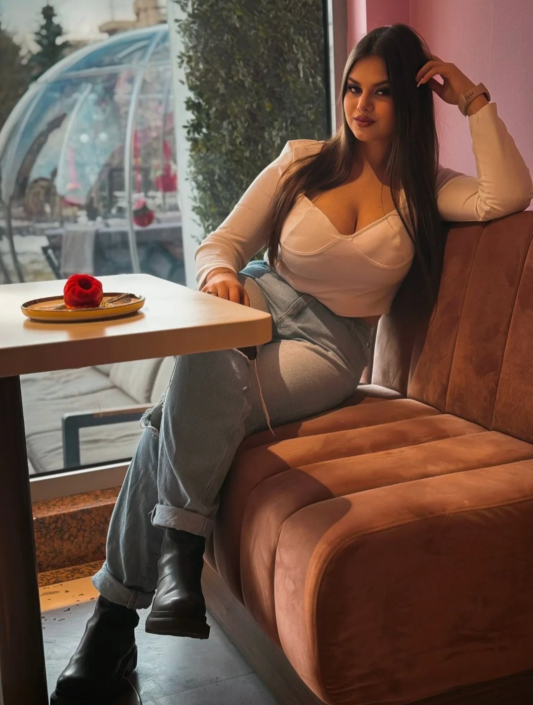 Book High-Class Call Girls for Sex in Goa from Poleecox